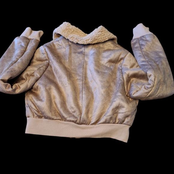 Shein  sz 4 faux suade cropped jacket with faux sterling liner - Picture 3 of 10